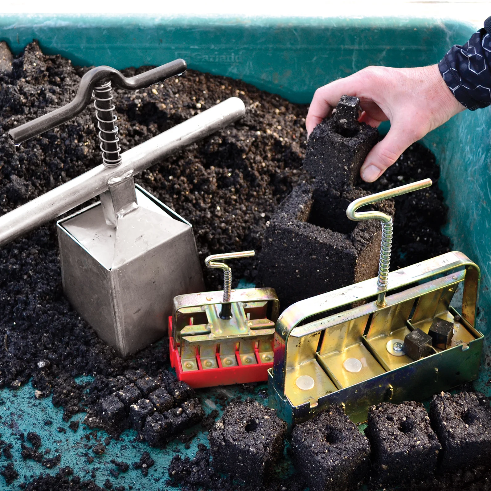 Mini 4 2 In Soil Blocker - Image 4